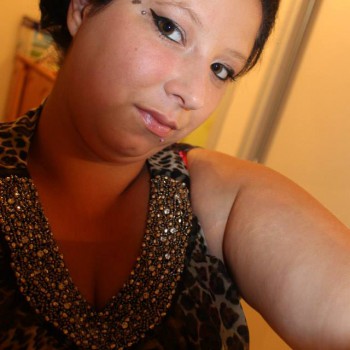 Irma - Plan q à Vrin Profil de Irma, 36 ans, Plan q à Vrin (Grisons)